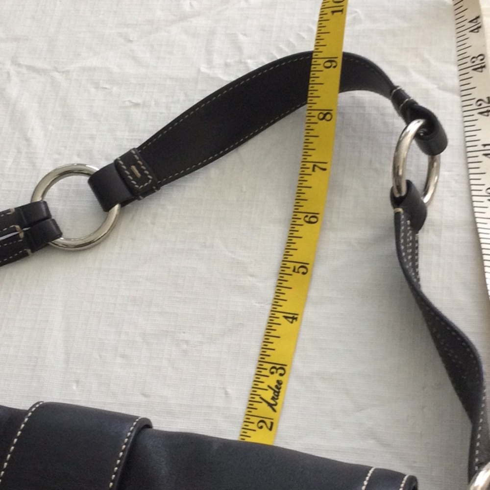 Vintage Coach Soho Black Leather Shoulder Bag - Picture 4 of 8